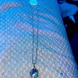 Woman’s necklace